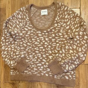 Abercrombie and Finch, Tan and Cream Scoop Neck Sweater.